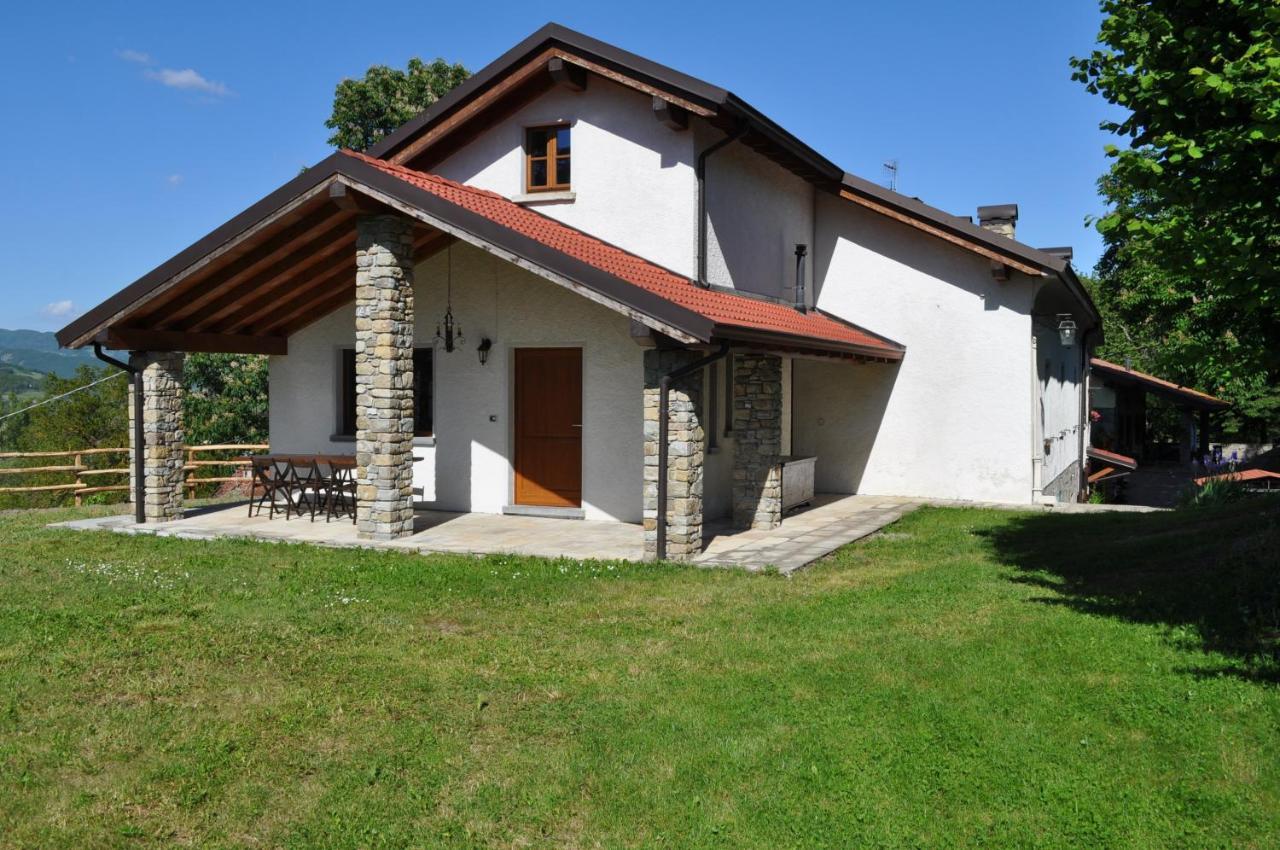 Il Casolare Bioenergetico Bed & Breakfast Albareto  Exterior foto