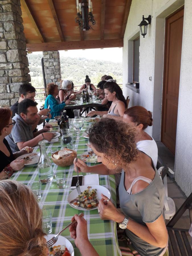 Il Casolare Bioenergetico Bed & Breakfast Albareto  Exterior foto