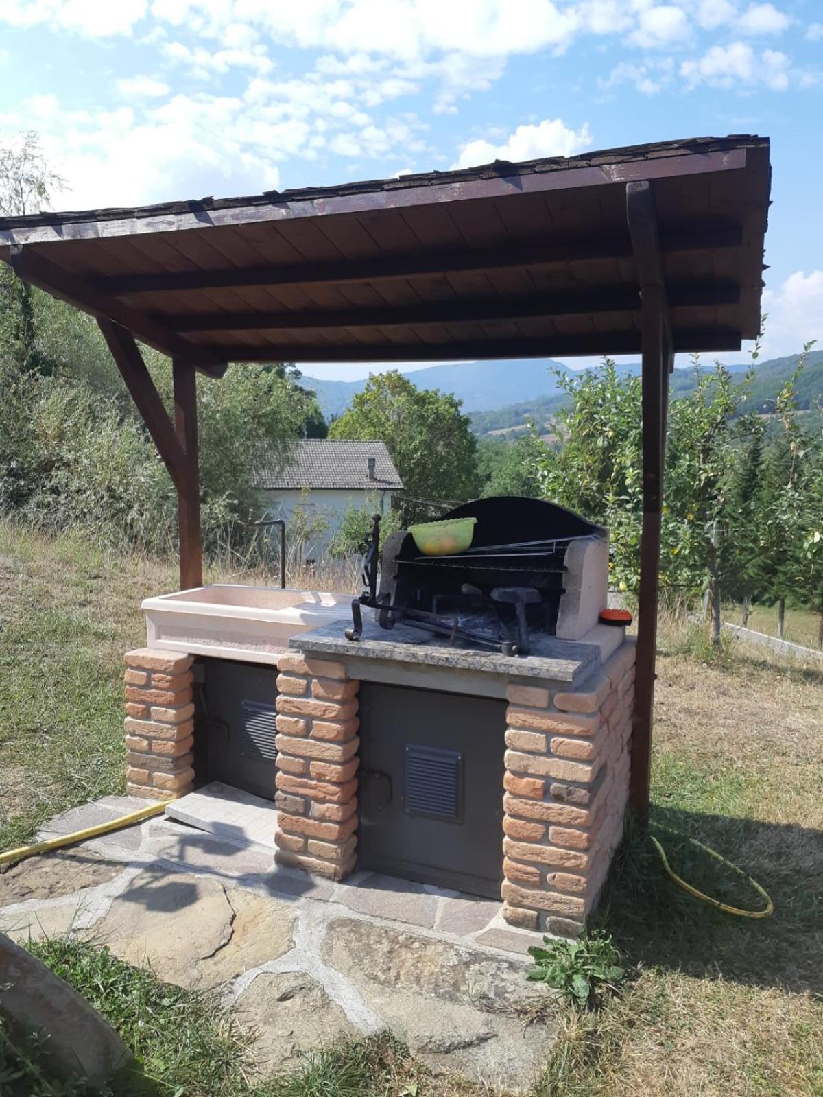 Il Casolare Bioenergetico Bed & Breakfast Albareto  Exterior foto